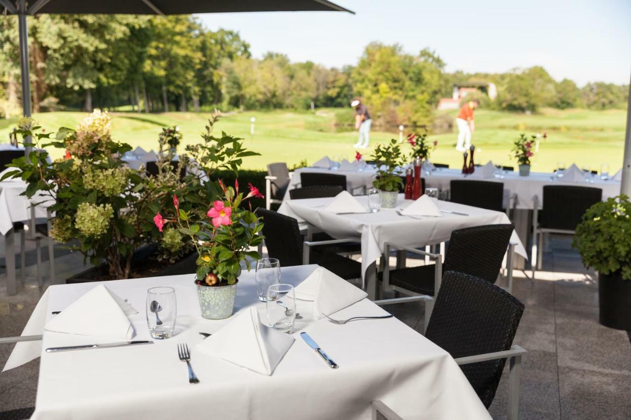 Le Kempferhof Golf Et Chateau-Hotel Plobsheim Luaran gambar